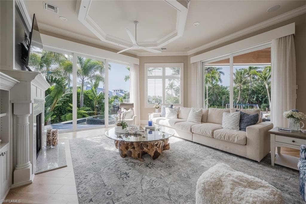 1266 Cobia Ct, Naples, FL 34102-14