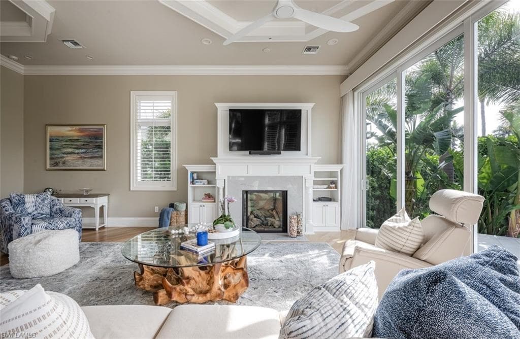 1266 Cobia Ct, Naples, FL 34102-15