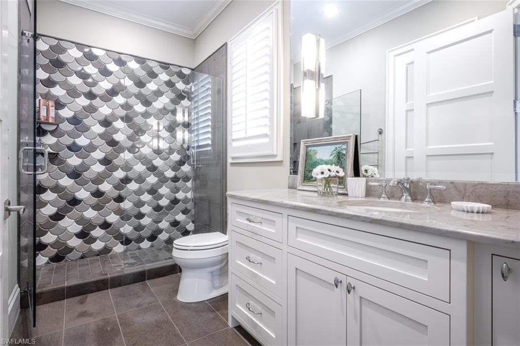 1266 Cobia Ct, Naples, FL 34102-27