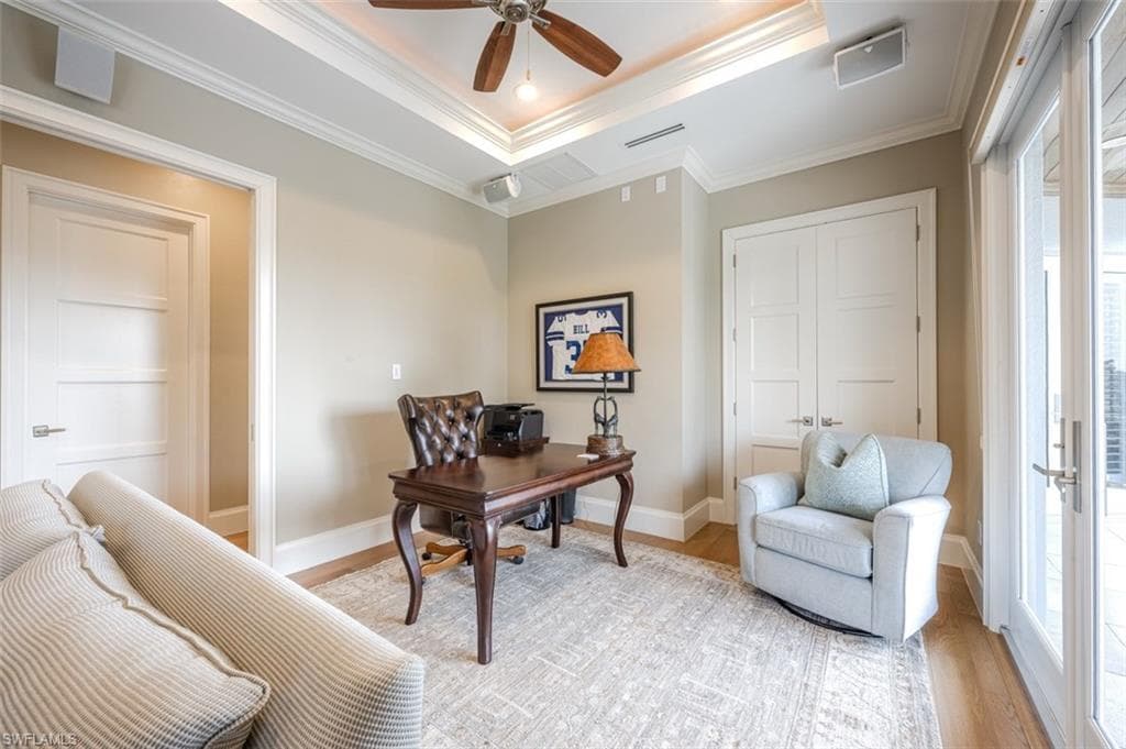 1266 Cobia Ct, Naples, FL 34102-30