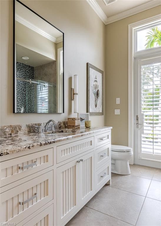 1266 Cobia Ct, Naples, FL 34102-37