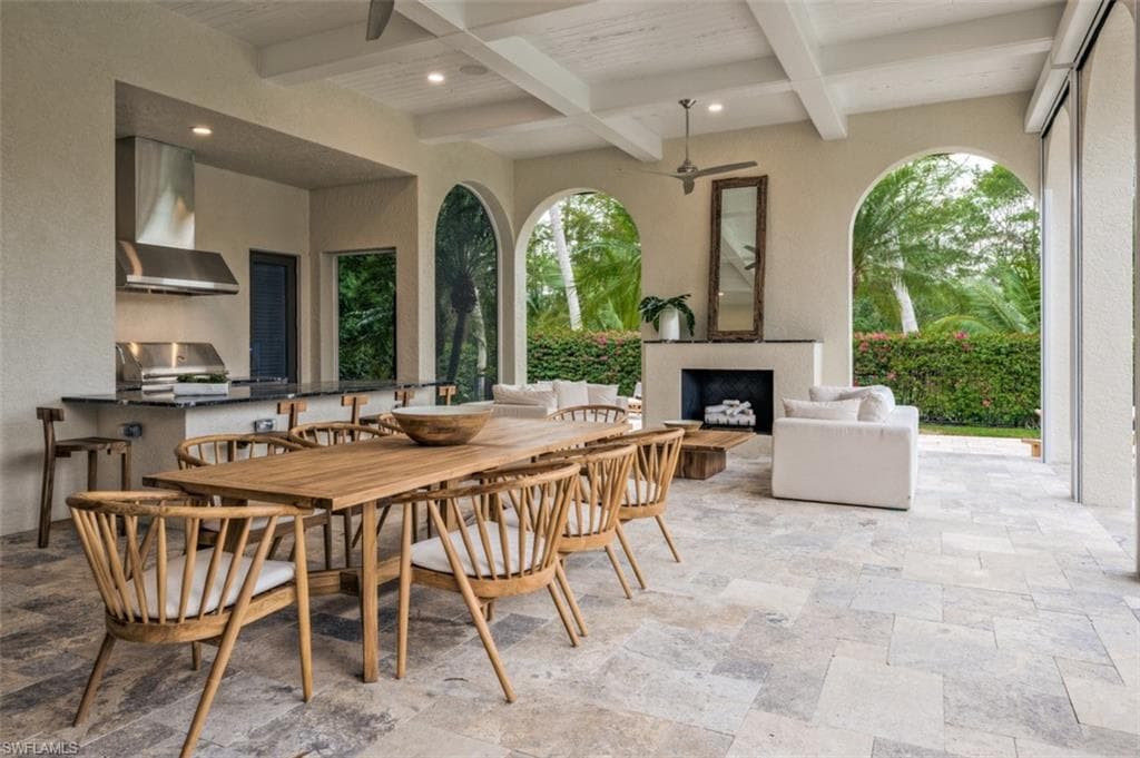 1429 Nighthawk Pt, Naples, FL 34105-42