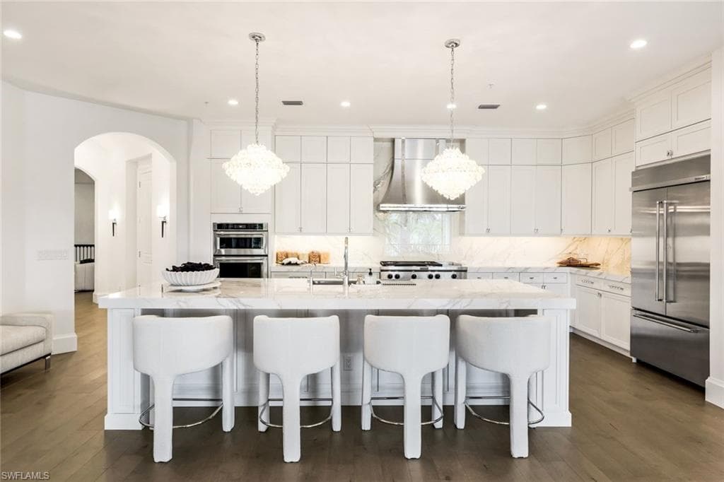 /property-images/225031585-2.jpg