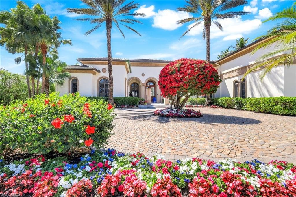 1421 Nighthawk Pt, Naples, FL 34105-8