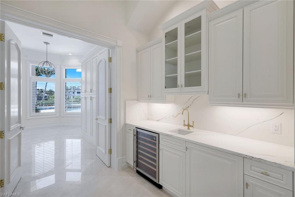 1421 Nighthawk Pt, Naples, FL 34105-30