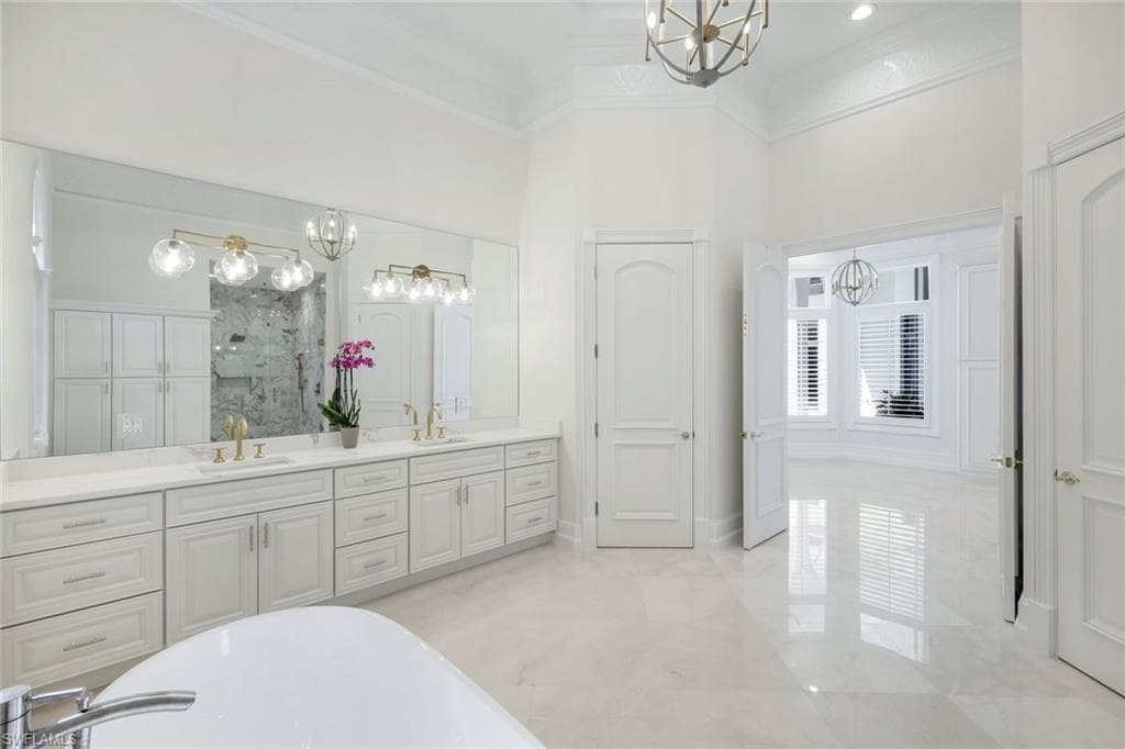 1421 Nighthawk Pt, Naples, FL 34105-32