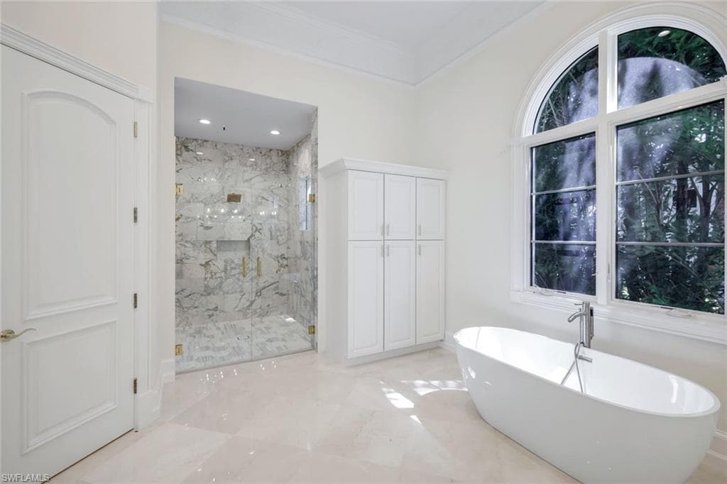 1421 Nighthawk Pt, Naples, FL 34105-33