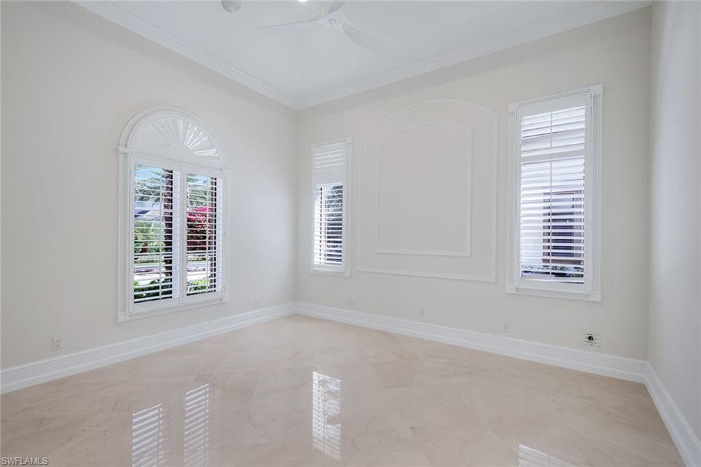 1421 Nighthawk Pt, Naples, FL 34105-36