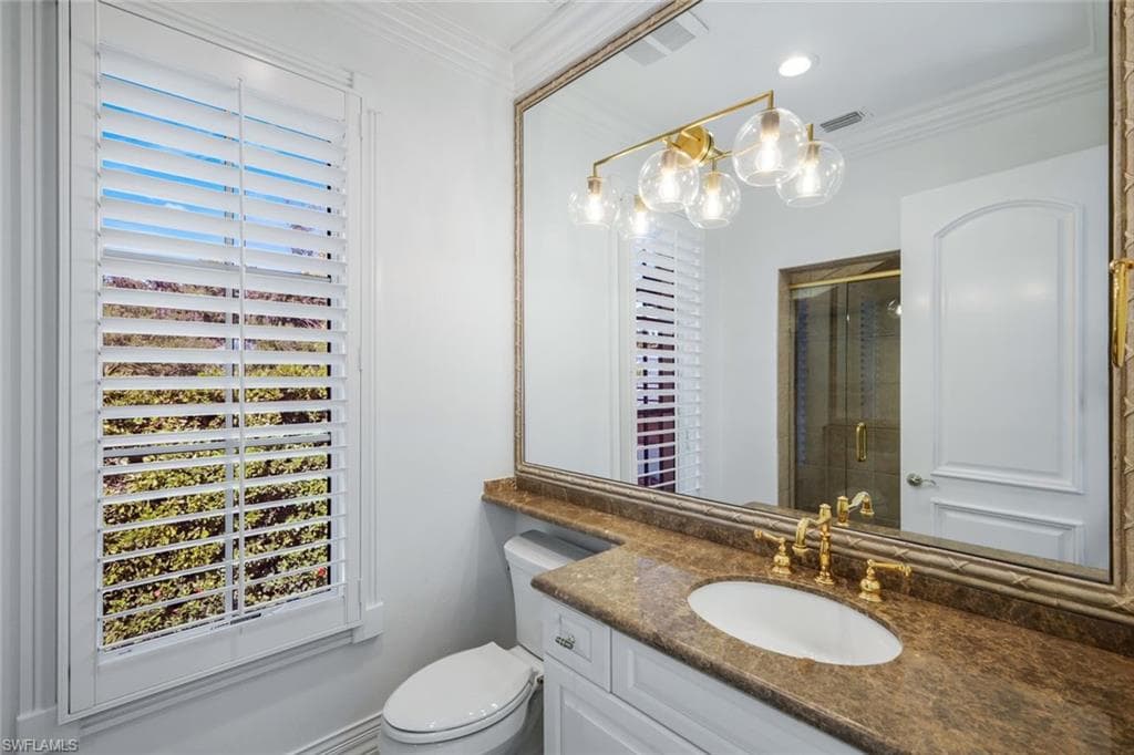1421 Nighthawk Pt, Naples, FL 34105-41