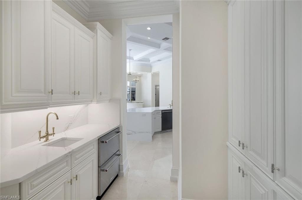 1421 Nighthawk Pt, Naples, FL 34105-45