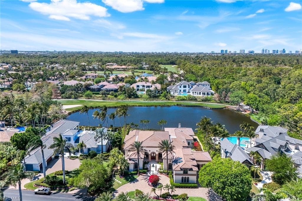 1421 Nighthawk Pt, Naples, FL 34105-5