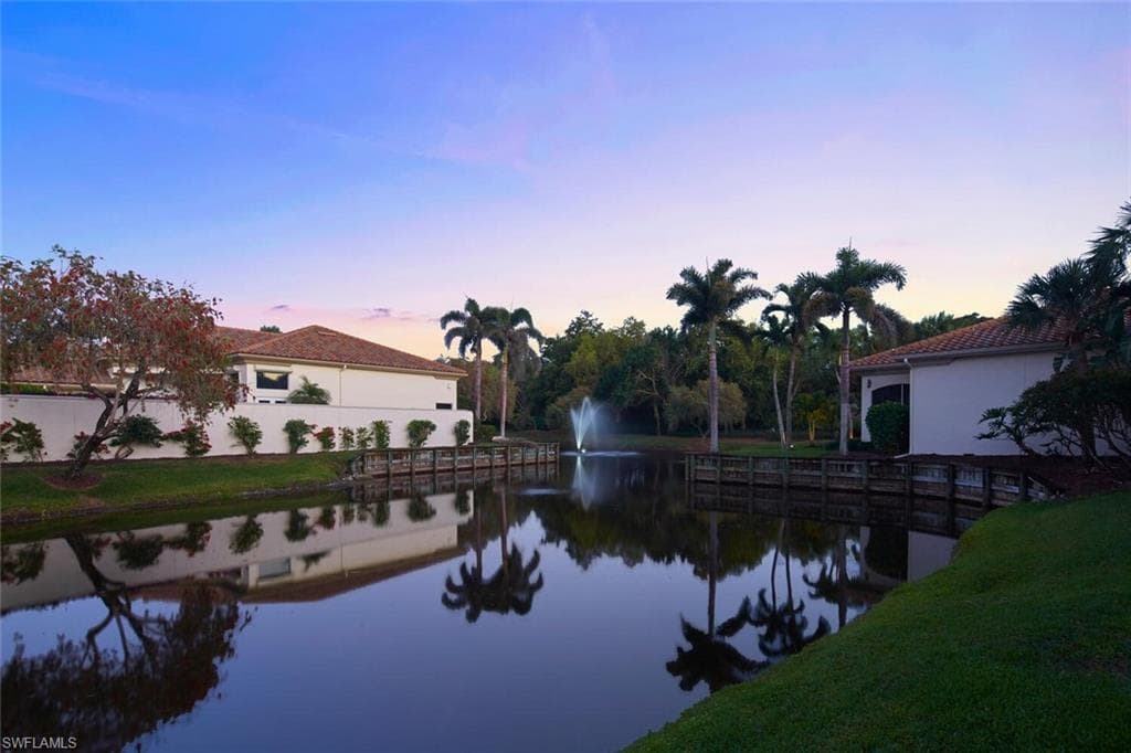 1268 Grand Isle Ct, Naples, FL 34108-26