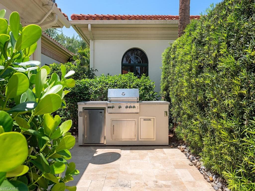 2618 Trillium Way, Naples, FL 34105-24