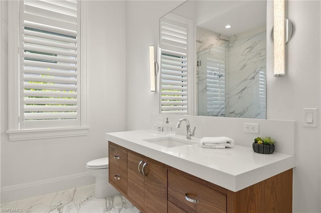 2500 Tarpon Rd, Naples, FL 34102-30