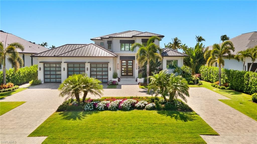 2500 Tarpon Rd, Naples, FL 34102-46
