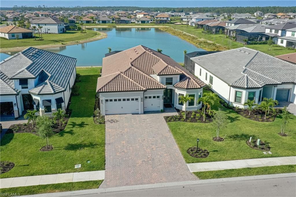 /property-images/225034529-2.jpg