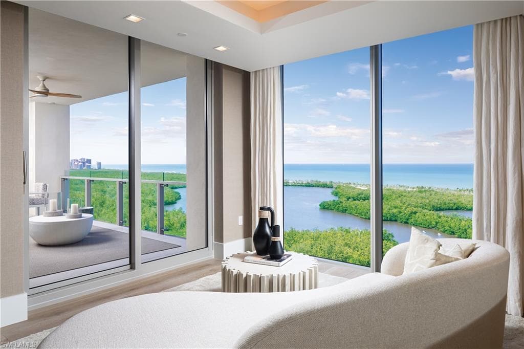 6897 Grenadier Blvd 1602, Naples, FL 34108-9
