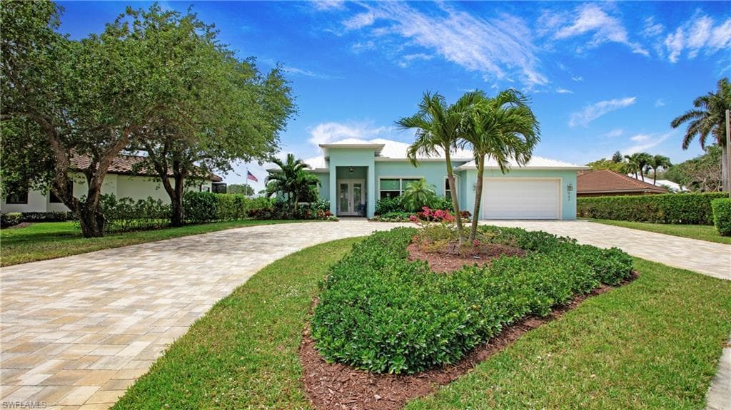 162 Windward Cay, Naples, FL 34114-36