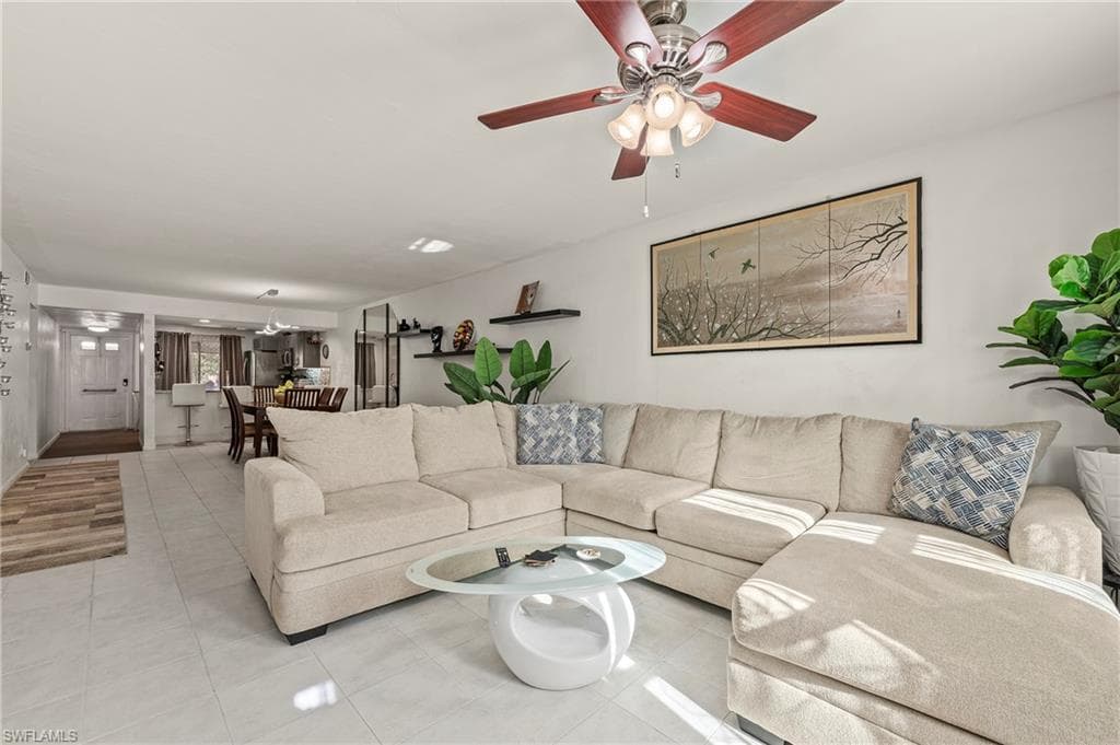 /property-images/225035581-2.jpg