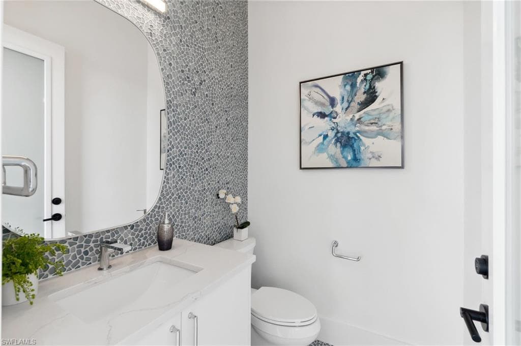 127 56th Ter, Cape Coral, FL 33914-27