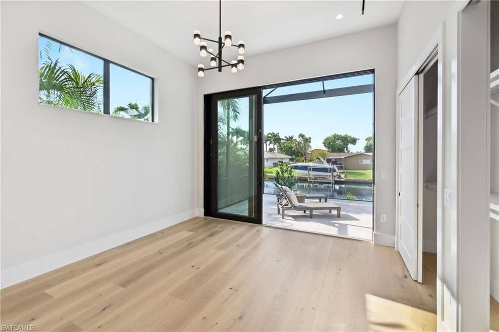127 56th Ter, Cape Coral, FL 33914-35