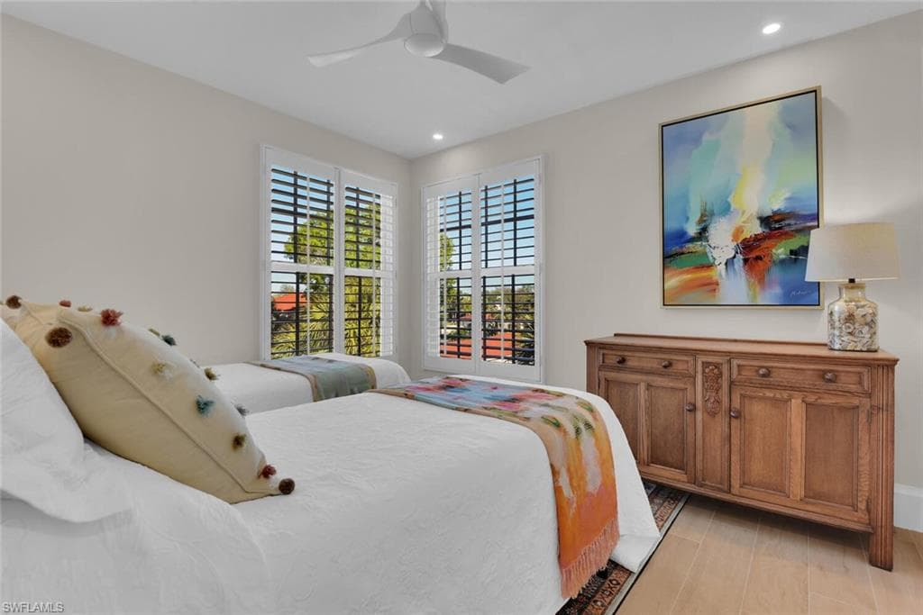 1530 Clermont Dr G301, Naples, FL 34109-13