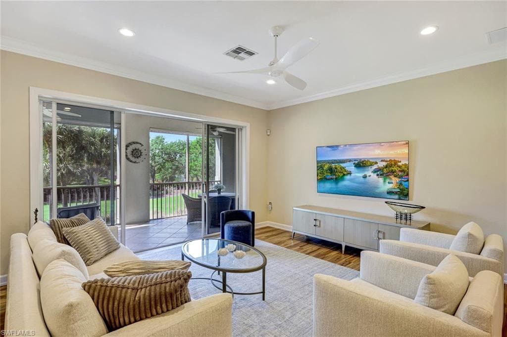 9041 Whimbrel Watch Ln 201, Naples, FL 34109-4