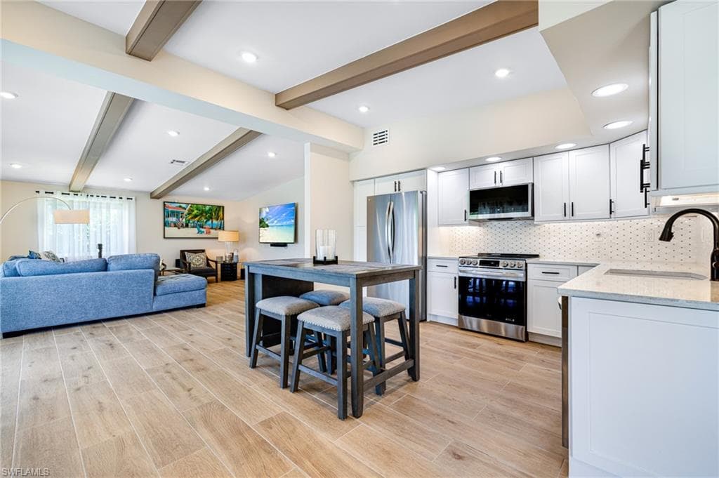 /property-images/225036686-2.jpg