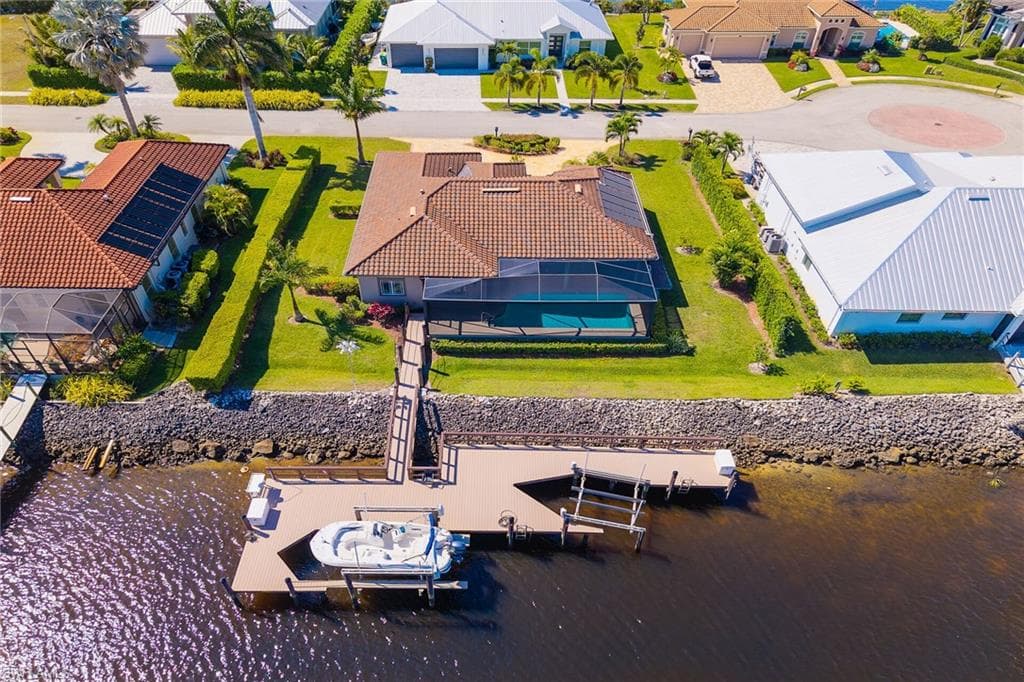 171 Sunset Cay, Naples, FL 34114-37