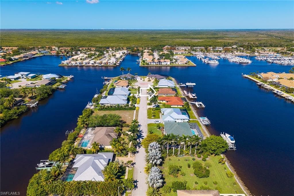 171 Sunset Cay, Naples, FL 34114-39