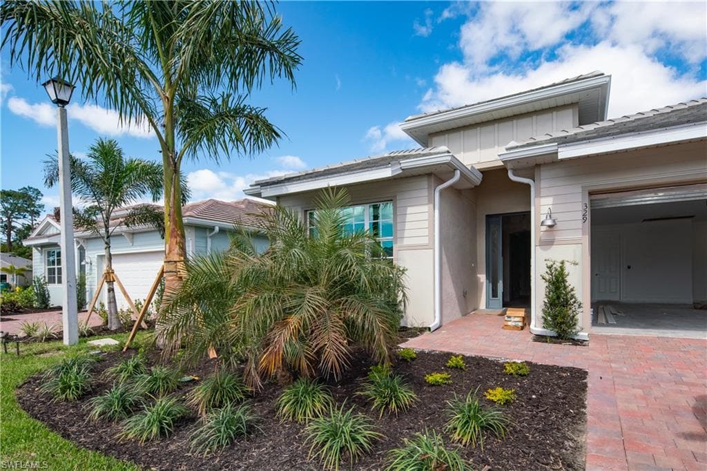 329 Deauville Loop, Naples, FL 34114-1