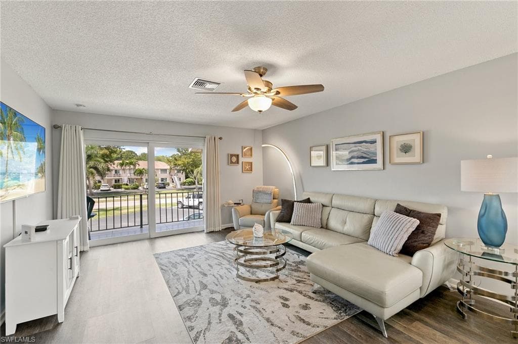 /property-images/225038468-2.jpg