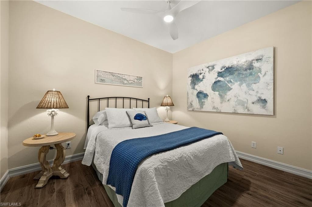 770 Tarpon Cove Dr 702, Naples, FL 34110-14