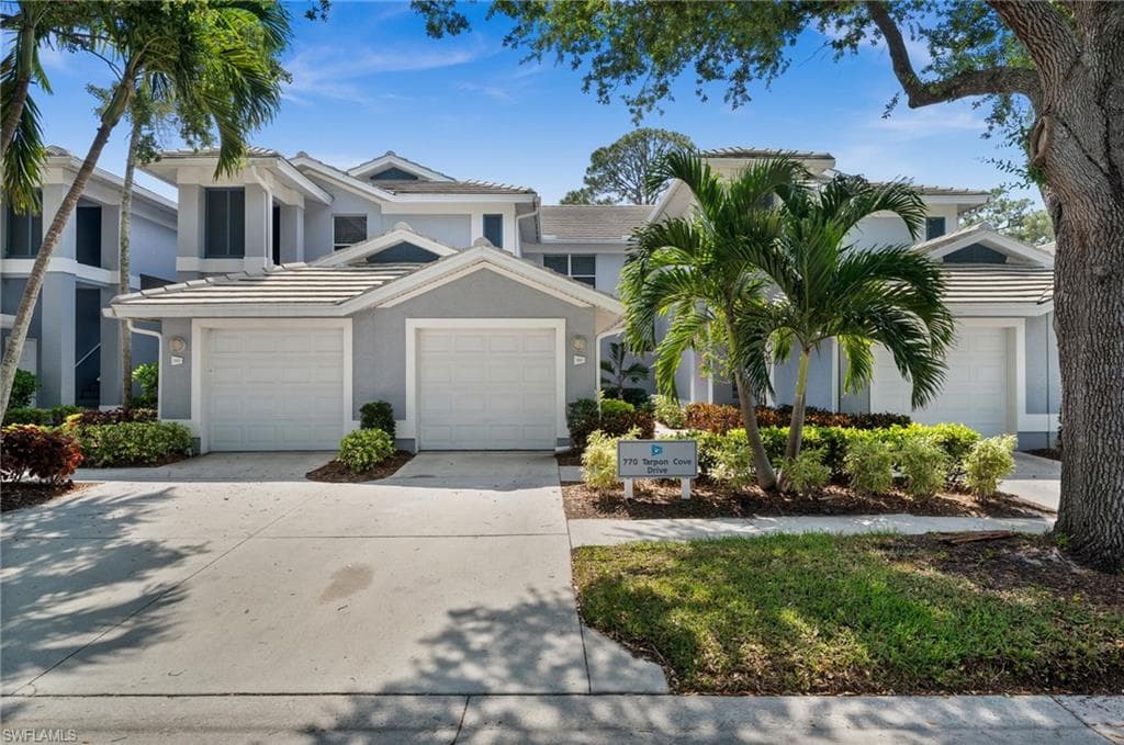 770 Tarpon Cove Dr 702, Naples, FL 34110-22