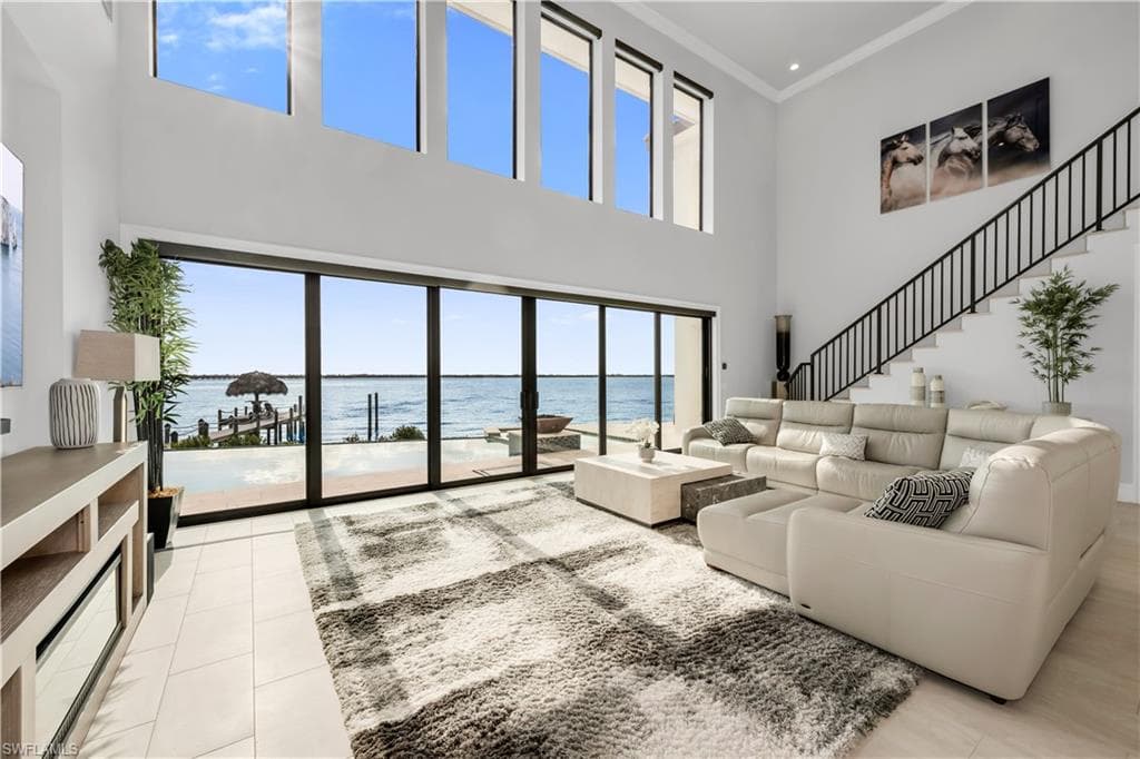 3924 Riverside Dr, Fort Myers, FL 33901-11