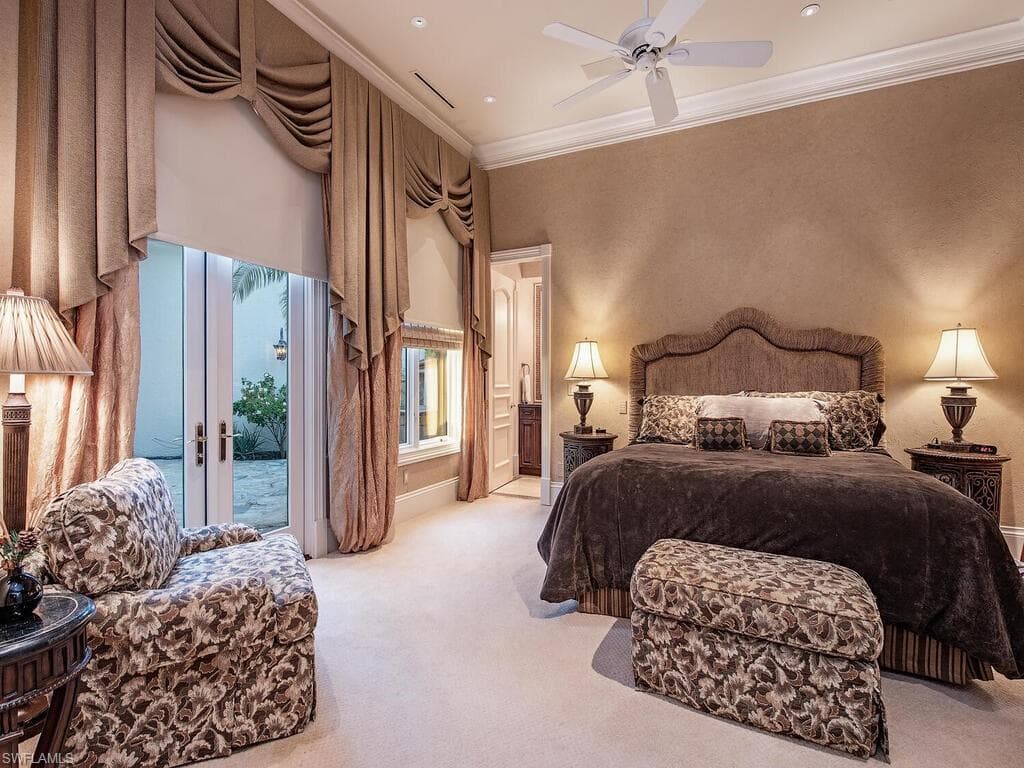 9663 Mashie Ct, Naples, FL 34108-43