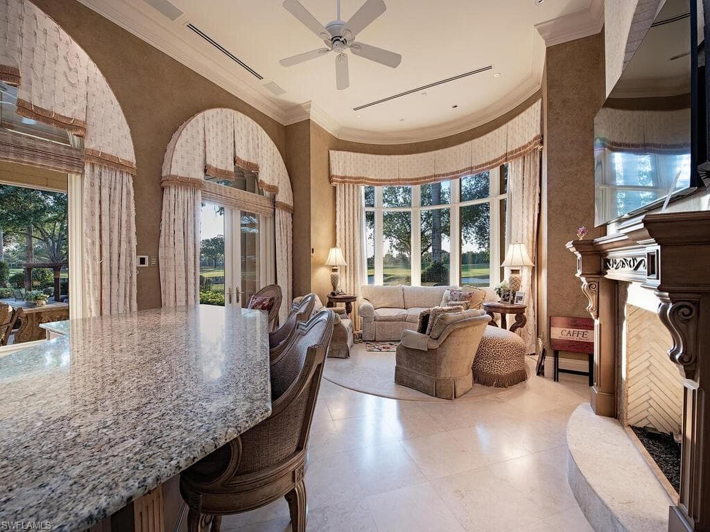 9663 Mashie Ct, Naples, FL 34108-46