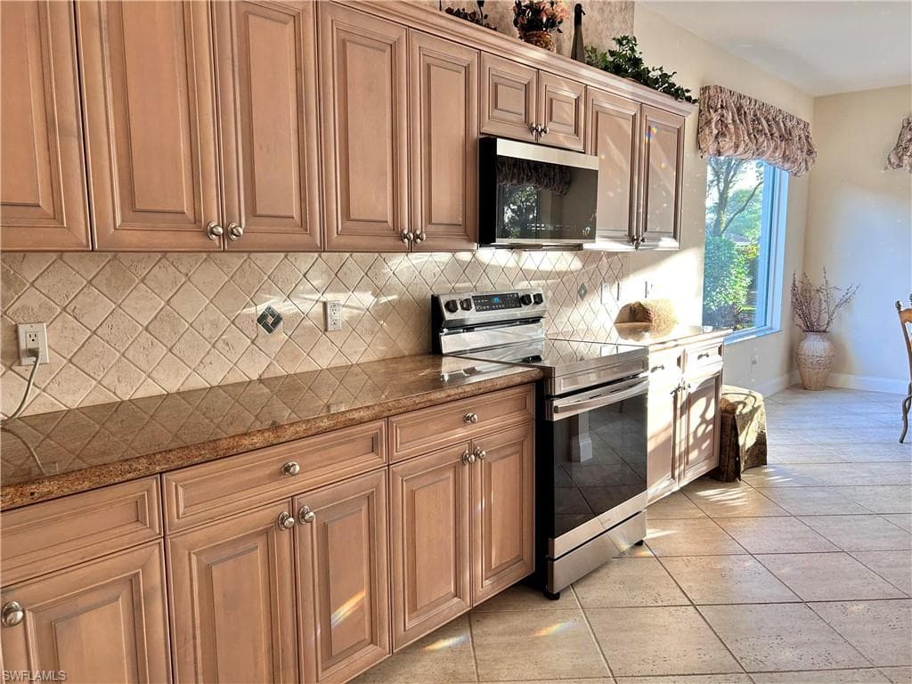 28686 San Galgano Way, Bonita Springs, FL 34135-5