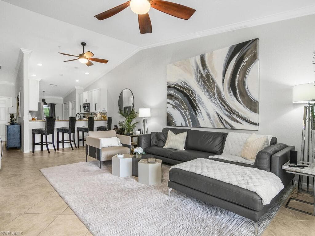 /property-images/225042406-2.jpg