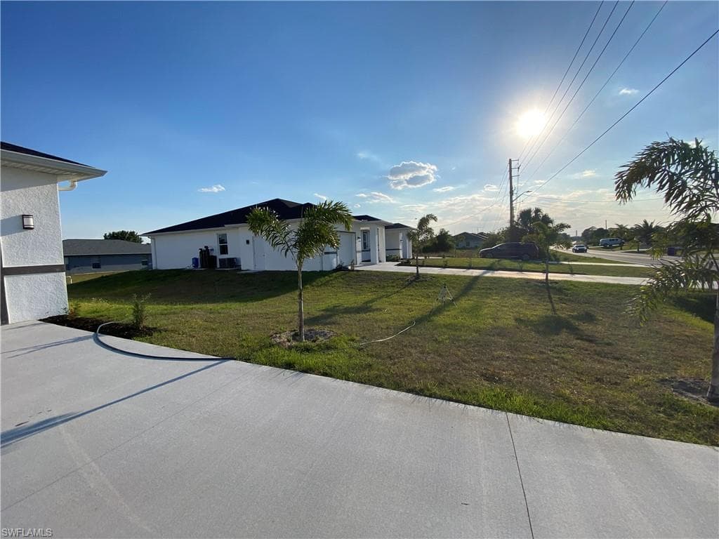 5249-5251 Centennial Blvd, Lehigh Acres, FL 33971-16
