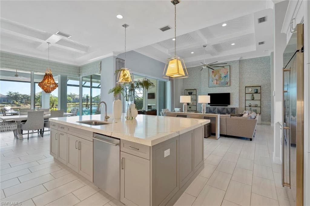 /property-images/225043654-2.jpg