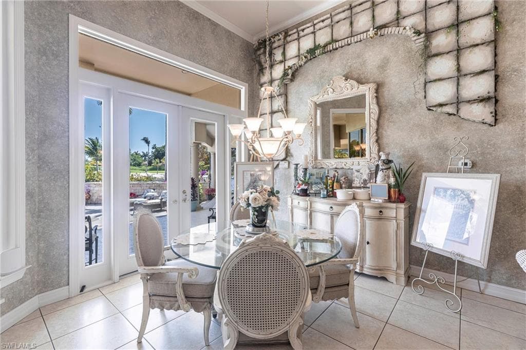 2339 Alexander Palm Dr, Naples, FL 34105-26