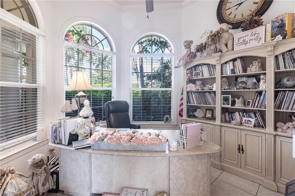 2339 Alexander Palm Dr, Naples, FL 34105-33