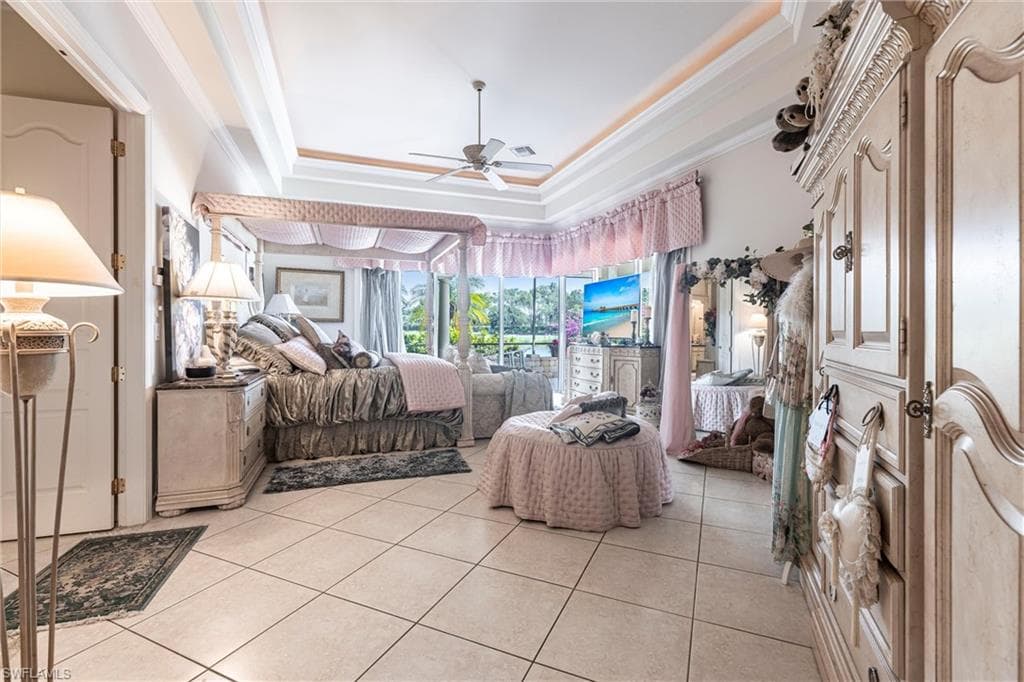 2339 Alexander Palm Dr, Naples, FL 34105-34