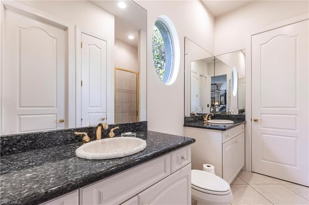 2339 Alexander Palm Dr, Naples, FL 34105-39