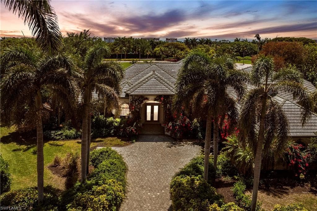 2339 Alexander Palm Dr, Naples, FL 34105-47