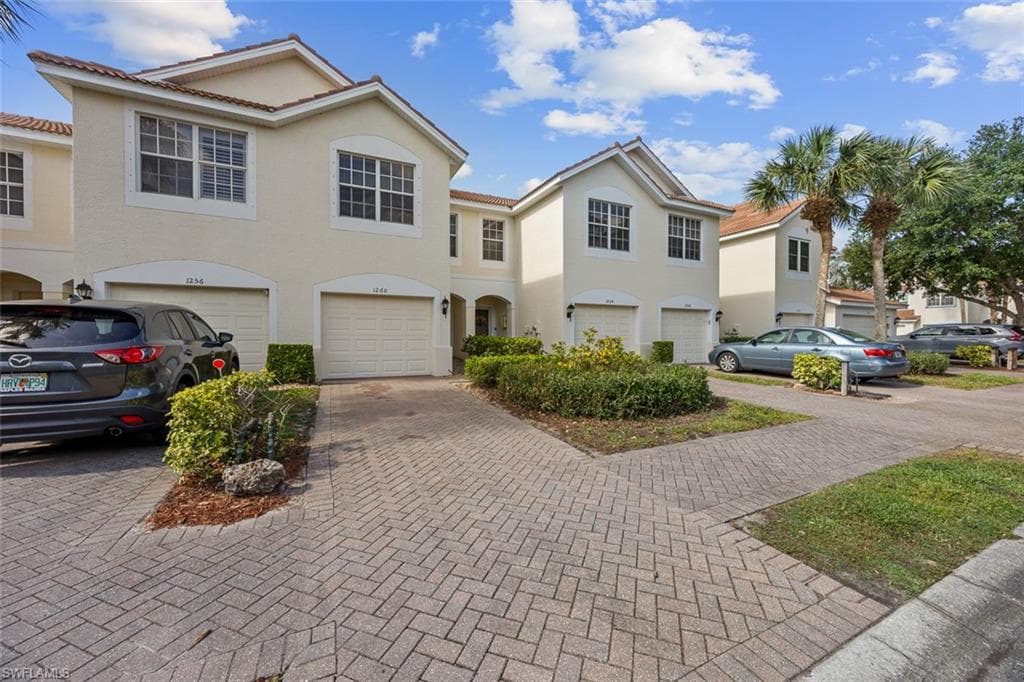 /property-images/225044310-2.jpg
