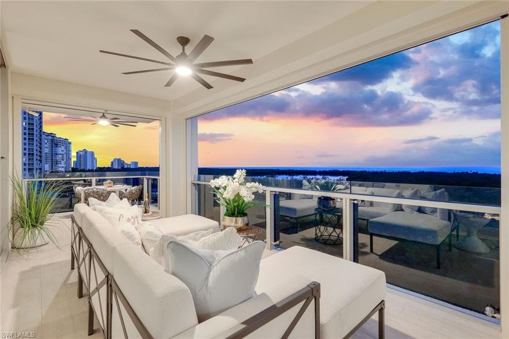 6897 Grenadier Blvd 601, Naples, FL 34108-37