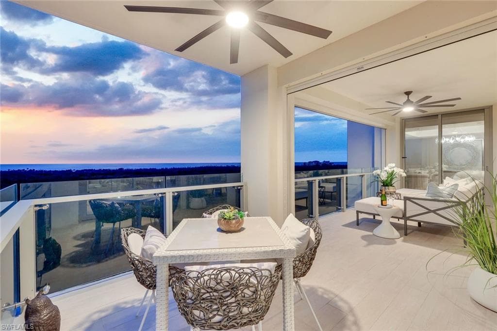 6897 Grenadier Blvd 601, Naples, FL 34108-38
