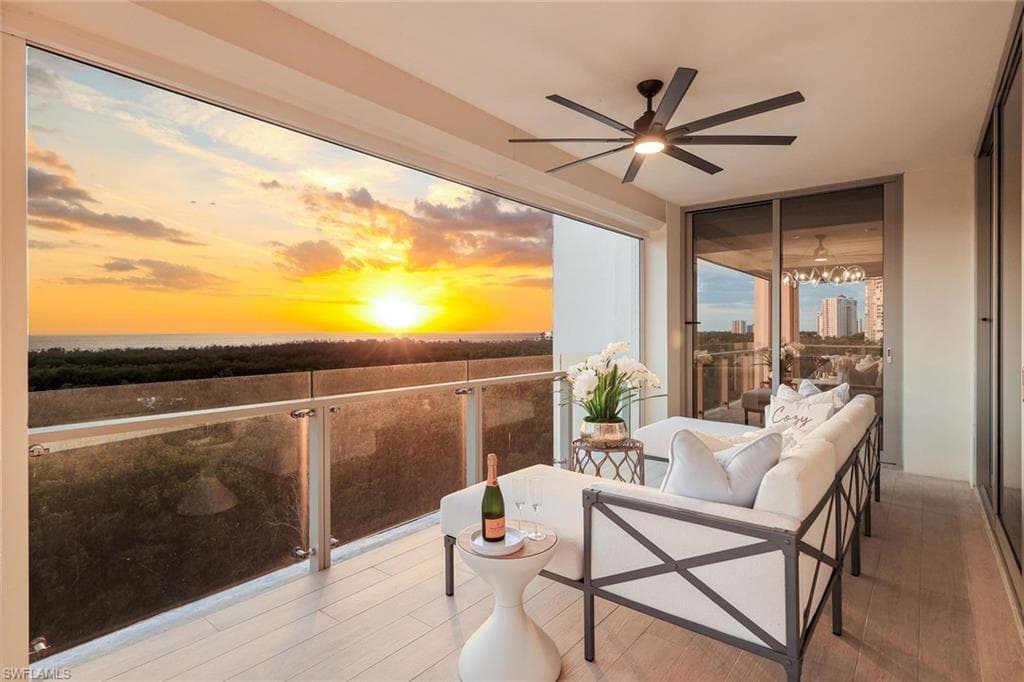 6897 Grenadier Blvd 601, Naples, FL 34108-39